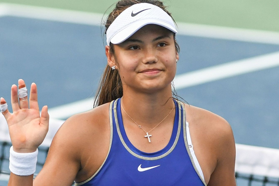 Emma Raducanu tái xuất sân quần vợt và bước ngoặt huấn luyện của Andy Murray