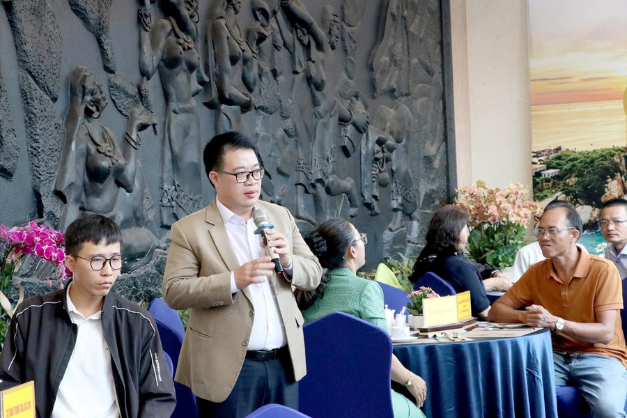 “Cà phê doanh nhân” kết nối chính quyền với cộng đồng doanh nghiệp