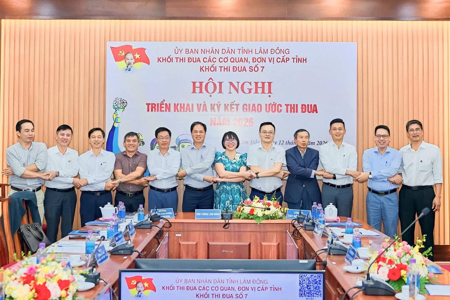 Khối thi đua số 7 ký kết giao ước thi đua