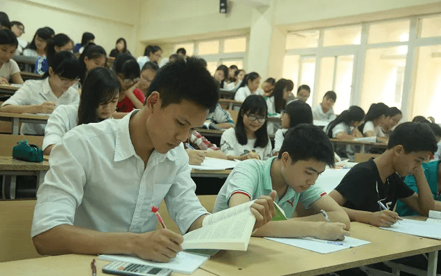 Sinh viên sư phạm hộ khẩu vùng khó khăn có được hỗ trợ chi phí học tập?