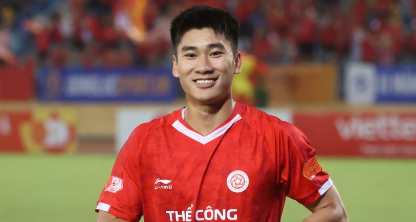 Nhâm Mạnh Dũng lập siêu phẩm, Thể Công Viettel hạ gục Nam Định 2-0 ngay tại Thiên Trường