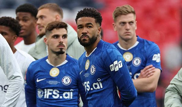 Chelsea gục ngã tại chung kết FA Cup: Xabi Alonso và nhiệm vụ vực dậy con tàu đắm