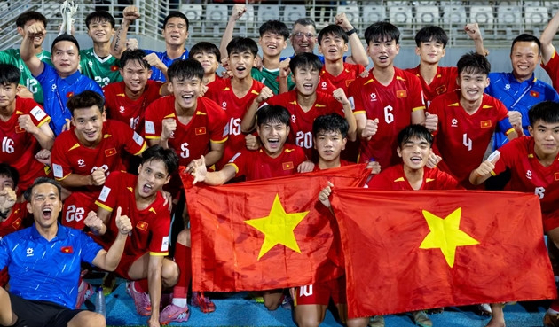 Fan Thái Lan dậy sóng sau kỳ tích World Cup của U17 Việt Nam: "Đừng đổ lỗi, hãy học đối thủ"