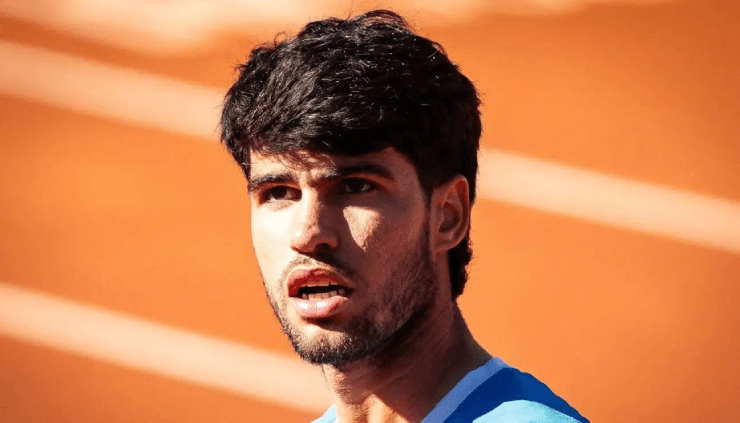 Chấn thương cổ tay đe dọa sự nghiệp Carlos Alcaraz: Nỗi ám ảnh Del Potro hiện hữu tại Wimbledon