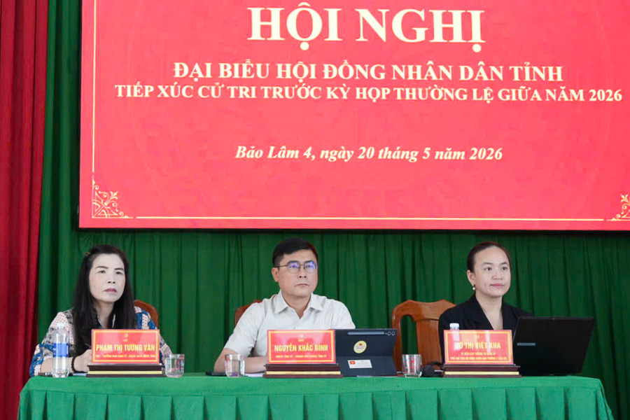 Đại biểu HĐND tỉnh tiếp xúc cử tri tại xã Bảo Lâm 4