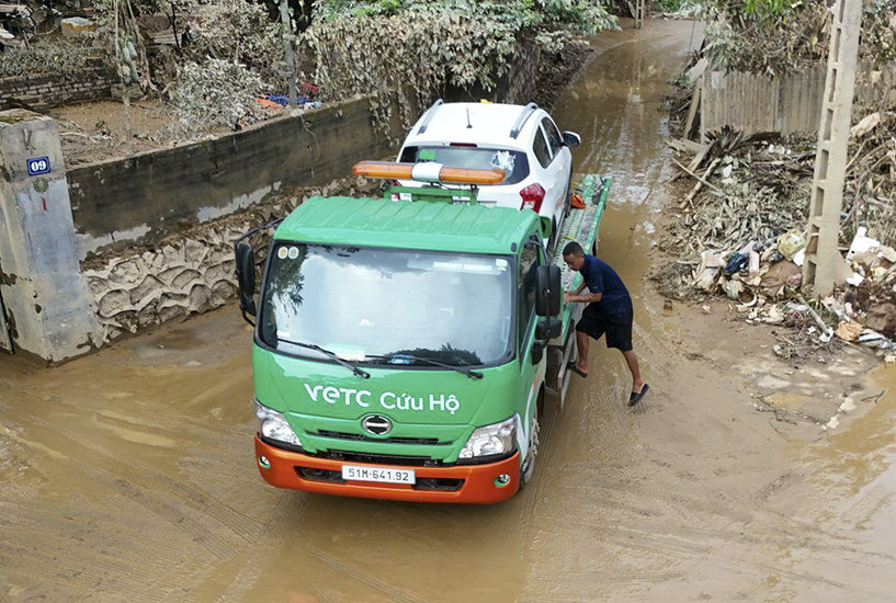 VETC xác lập Kỷ lục Việt Nam với mạng lưới cứu hộ ô tô kỹ thuật số lớn nhất
