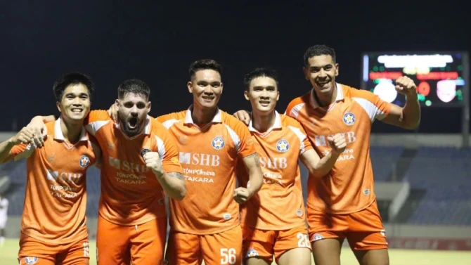 V-League 2025/26 lập kỷ lục gần 700 thẻ vàng: Cuộc chiến trụ hạng khốc liệt