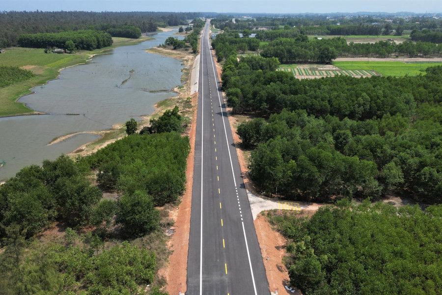 Tuyến đường ven biển Dung Quất - Sa Huỳnh: Quy mô 100km xuyên qua nhiều vùng sinh thái