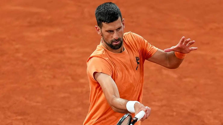 Novak Djokovic lập kỷ lục tại Roland Garros và huyền thoại Ronda Rousey giải nghệ