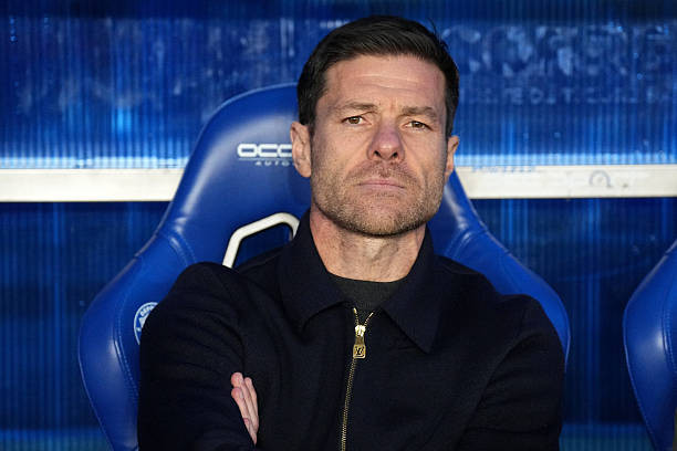 Xabi Alonso gia nhập Chelsea: Quyền lực tuyệt đối tại thượng tầng Stamford Bridge