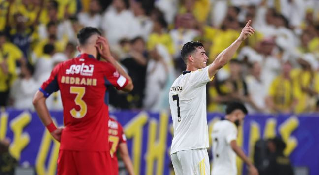 Cristiano Ronaldo lập cú đúp, Al Nassr thắng đậm 4-1 để lên ngôi vô địch Saudi Pro League