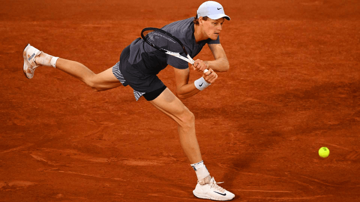 Roland Garros 2026 vắng Carlos Alcaraz: Cơ hội lịch sử cho Jannik Sinner và thế hệ NextGen