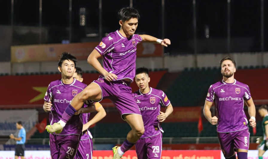 Becamex TPHCM đối đầu SLNA: Cuộc chiến sinh tử tại Gò Đậu vòng 24 V-League