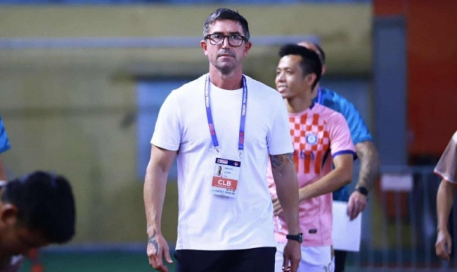 Hà Nội FC hạ gục Nam Định 2-1: HLV Harry Kewell ca ngợi bản lĩnh và lối đá đẹp