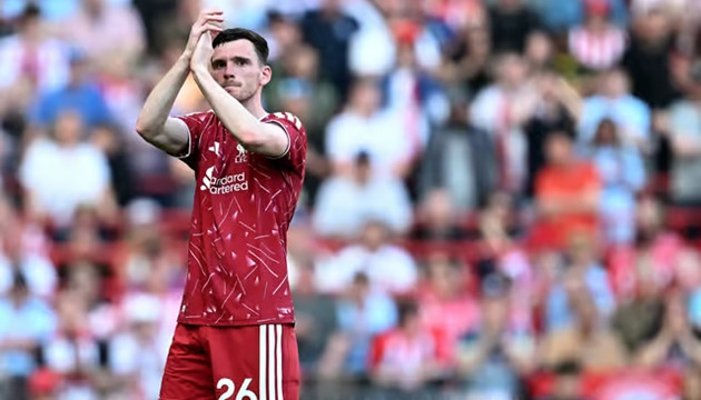 Juventus tranh Andy Robertson với Tottenham, Liverpool chi đậm tìm người thay Salah