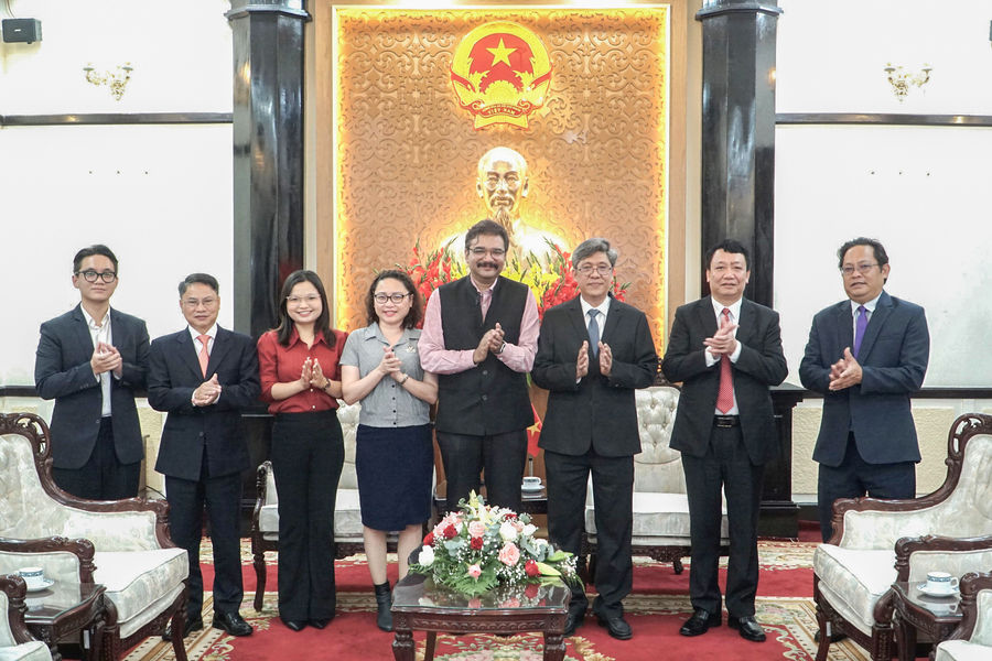 Lam Dong Leaders Receive the Indian Consul General in Ho Chi Minh City
