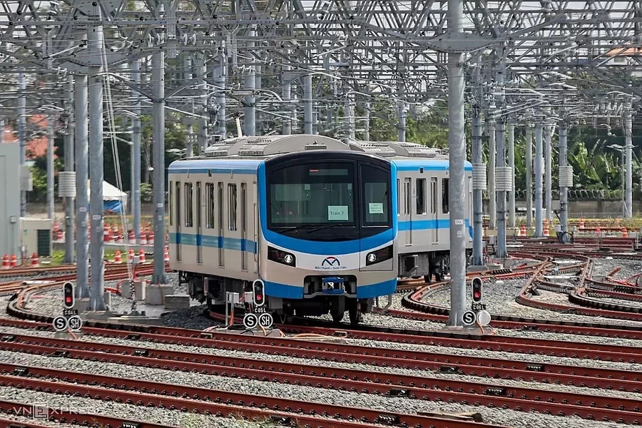 Bộ Chính trị yêu cầu TP.HCM hoàn thành 200 km metro vào năm 2030