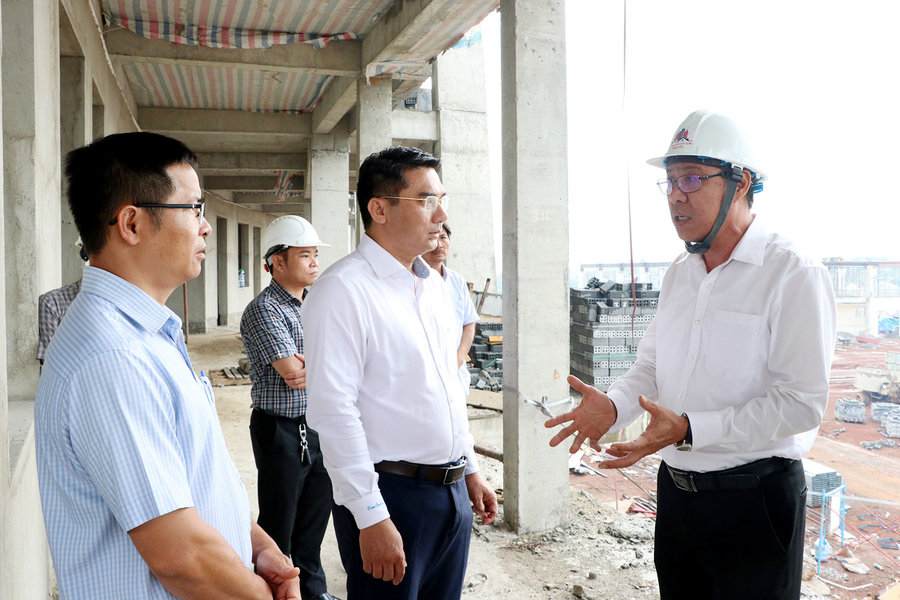 Lãnh đạo tỉnh Lâm Đồng kiểm tra tiến độ xây dựng trường học tại 5 xã biên giới