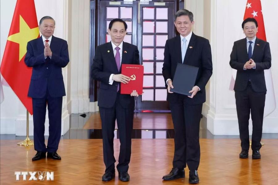 Tổng Bí thư, Chủ tịch nước Tô Lâm chứng kiến Lễ trao các văn kiện hợp tác Việt Nam – Singapore