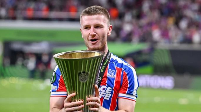 Adam Wharton tỏa sáng tại châu Âu: Lời khẳng định đanh thép gửi tới Manchester United