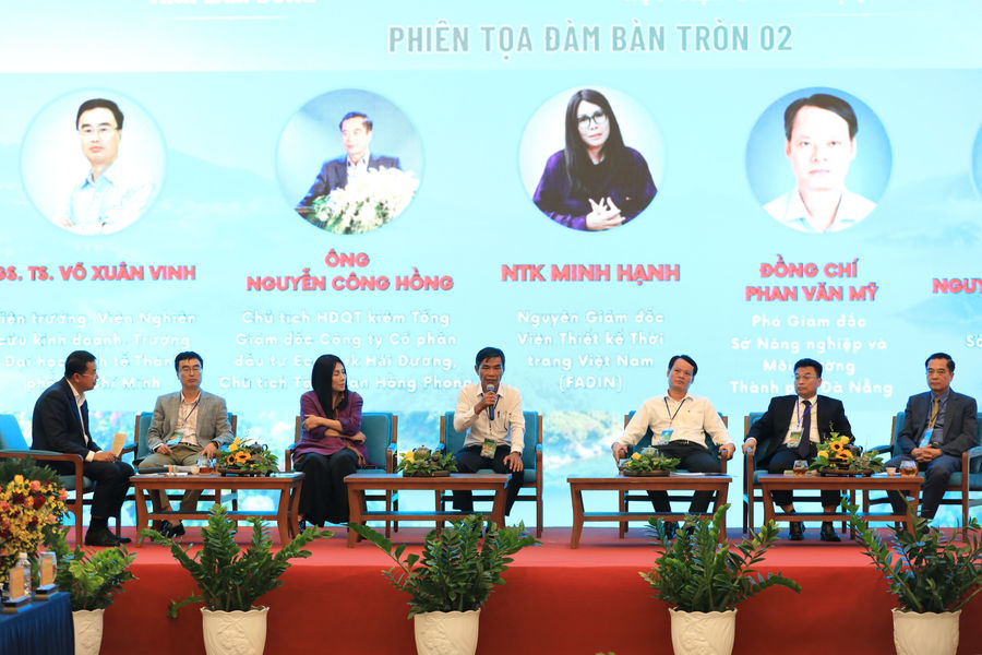 Toạ đàm chia sẻ kinh nghiệm, gợi mở cơ chế, chính sách đặc thù cho tỉnh Lâm Đồng