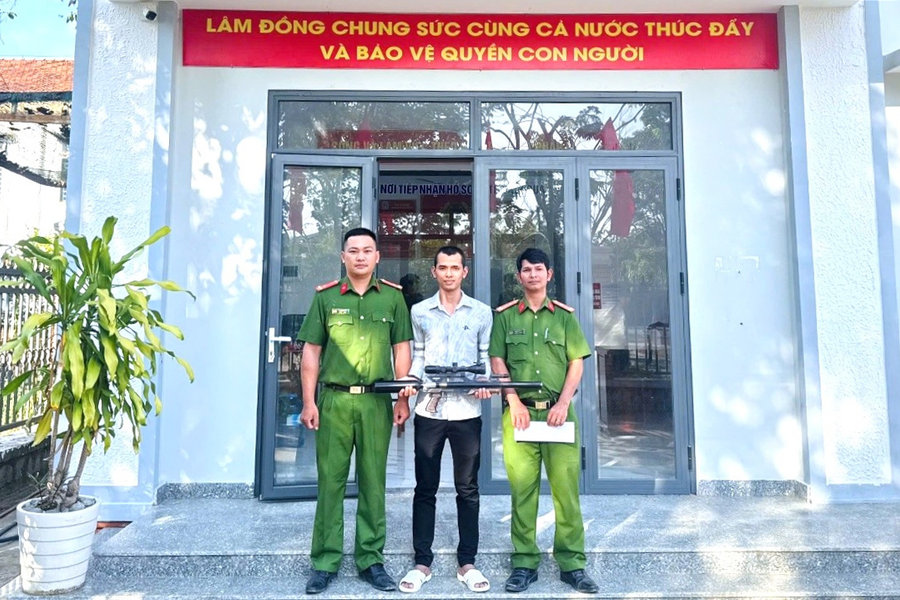Lâm Đồng tăng cường vận động thu hồi vũ khí, vật liệu nổ, công cụ hỗ trợ