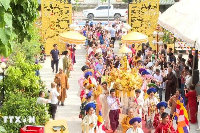 Phật giáo góp phần tăng cường quan hệ đặc biệt Việt Nam-Lào
