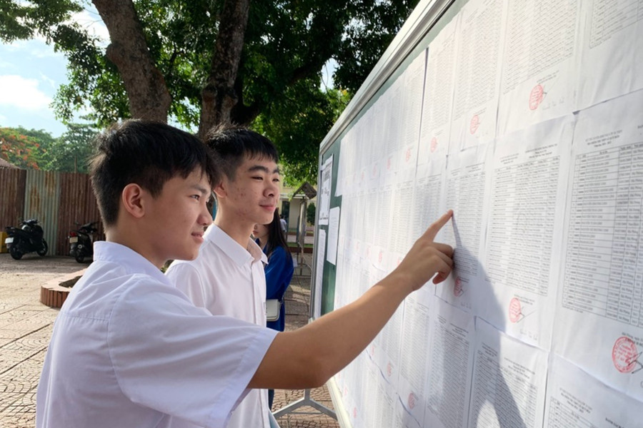 Đáp án, đề thi vào 10 chuyên Vật lý tại Hà Nội hôm nay 1/6/2026