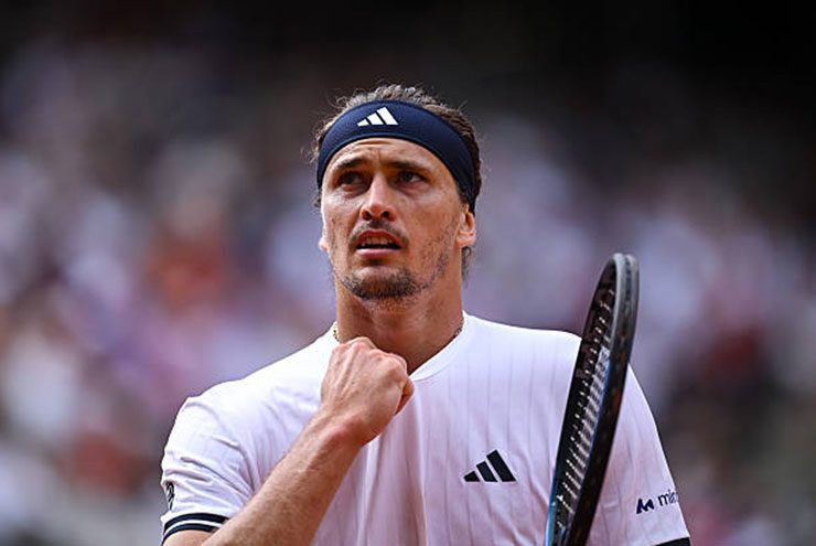 Zverev khẳng định vị thế ứng viên vô địch, thẳng tiến vào tứ kết Roland Garros