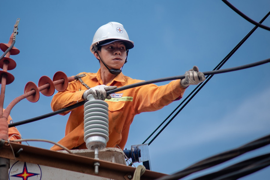 Lịch cắt điện Hà Nội ngày 2/6: Hoàn Kiếm, Hà Đông cùng nhiều khu vực tạm ngừng cấp điện bảo dưỡng lưới