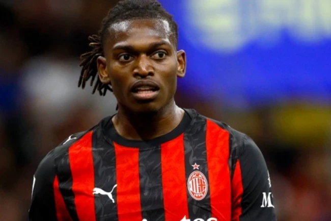 MU đại chiến Arsenal vì Rafael Leao, Bayern Munich săn đón Gabriel Martinelli