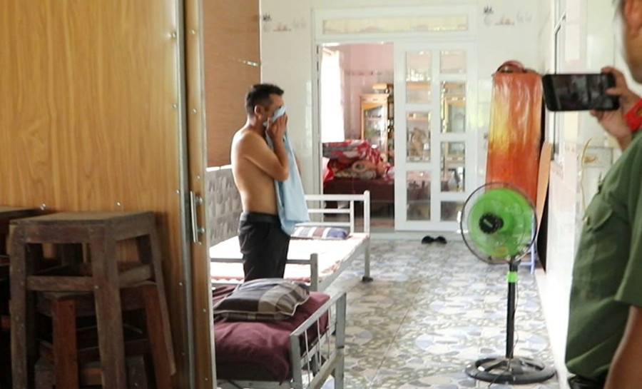 Đồng Tháp xử phạt 35 triệu đồng cá nhân tổ chức khám chữa bệnh không phép