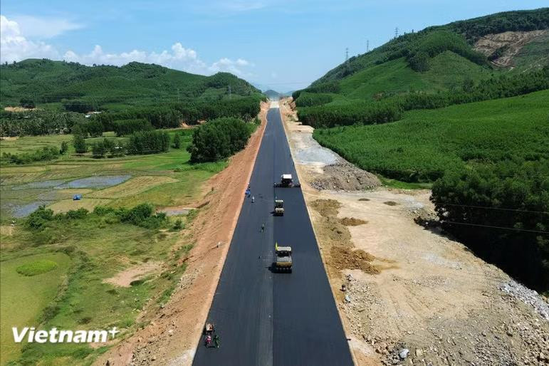 Rà soát phương án đầu tư cao tốc gần 77.000 tỷ đồng qua 3 tỉnh Tây Nguyên