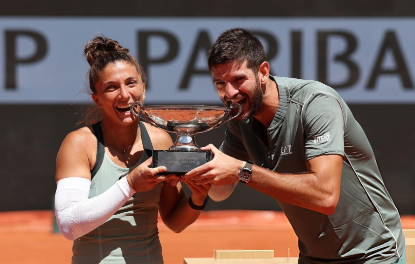 Roland Garros 2026 xác định nhà vô địch đầu tiên; Hai CLB Nga dự VTV Cup