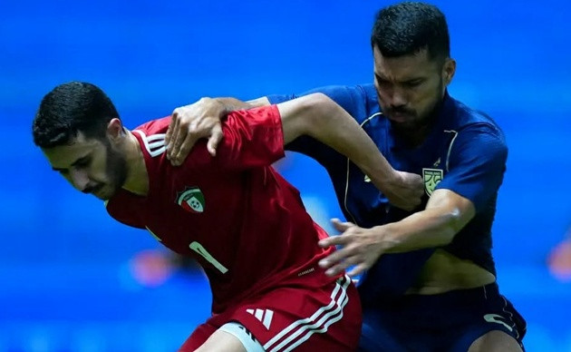 Thái Lan 2-2 Kuwait: Đánh rơi chiến thắng sau hiệp một bùng nổ