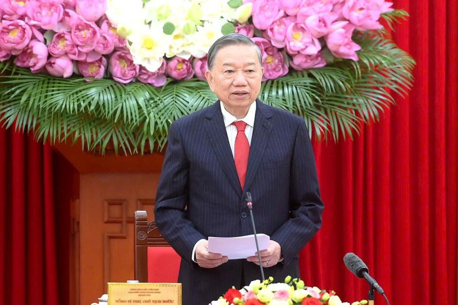 Tập trung nghiên cứu những vấn đề lý luận mới của thời đại và cấp bách của đất nước