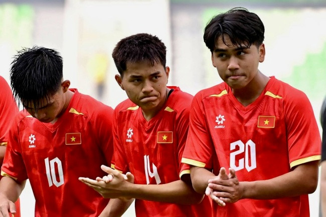 U19 Việt Nam bị loại cay đắng sau cơn địa chấn của U19 Campuchia