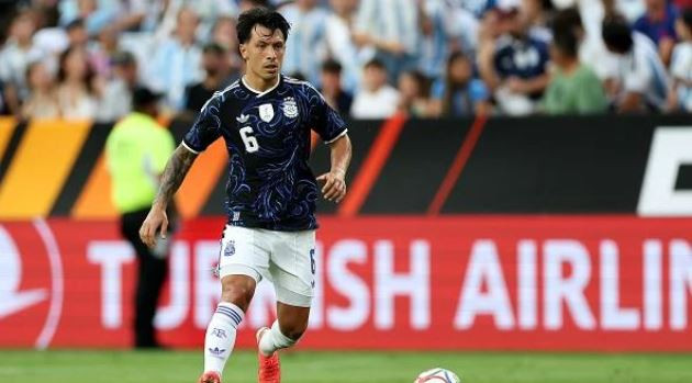 Lisandro Martinez rực sáng: Nhạc trưởng từ hàng thủ Argentina trước thềm World Cup 2026