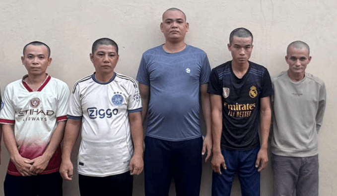 Khởi tố 5 bị can săn bắt và mua bán voọc bạc Đông Dương tại Phú Quốc