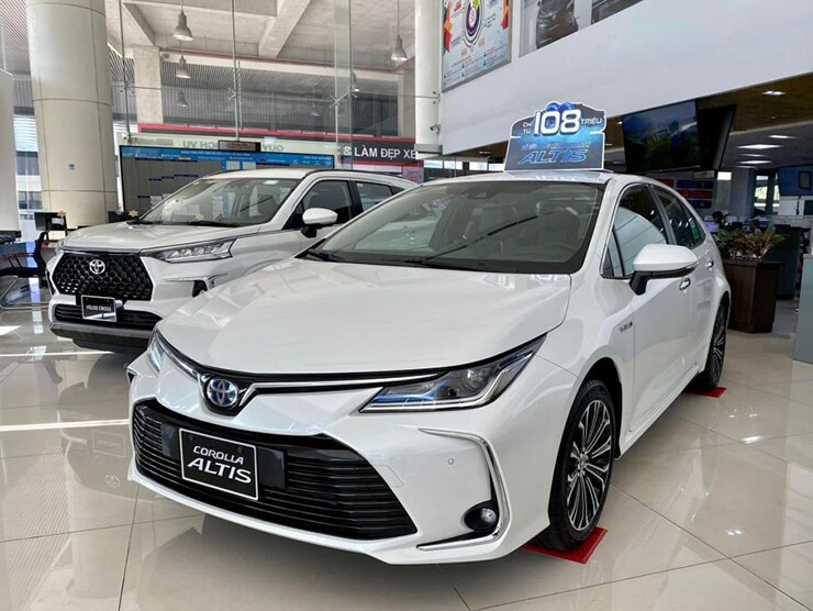 Toyota Corolla Altis 2026: Cập nhật giá lăn bánh và thông số kỹ thuật mới nhất
