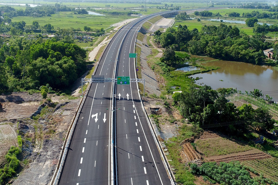 Cao tốc Dầu Giây - Tân Phú 8.500 tỷ đồng vướng mặt bằng, Bộ Xây dựng thúc tiến độ