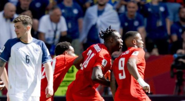 Canada 1-1 Bosnia: Cyle Larin giúp Đội bóng xứ lá phong giành điểm số World Cup lịch sử