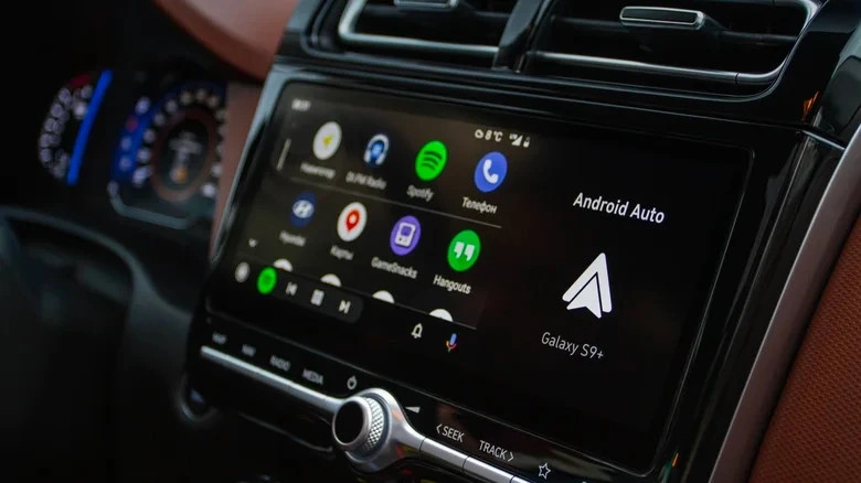 Mẹo tối ưu Android Auto: Những cài đặt ẩn giúp lái xe an toàn và tiện lợi hơn