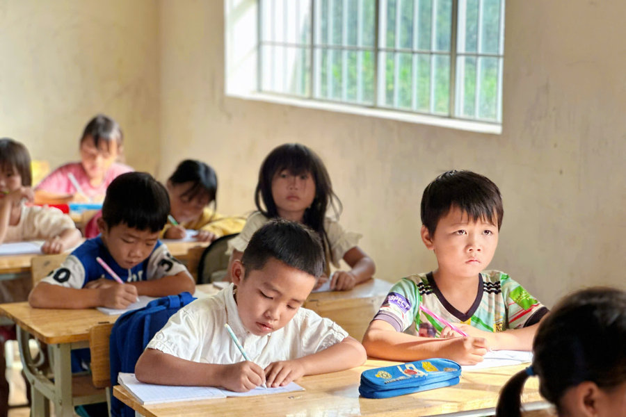 Giữ bước chân học trò vùng sâu