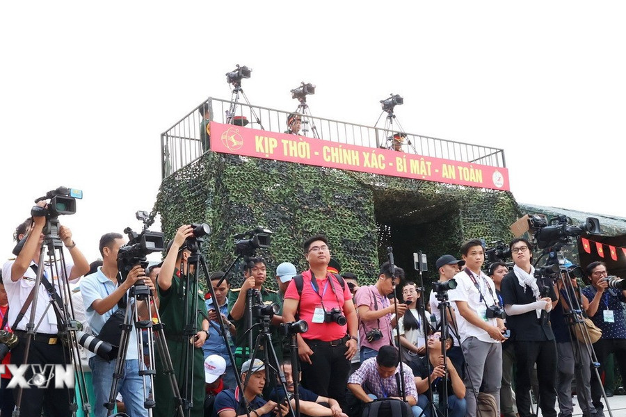 Báo chí năm 2026 - thay đổi để tồn tại và phát triển giữa cơn bão công nghệ
