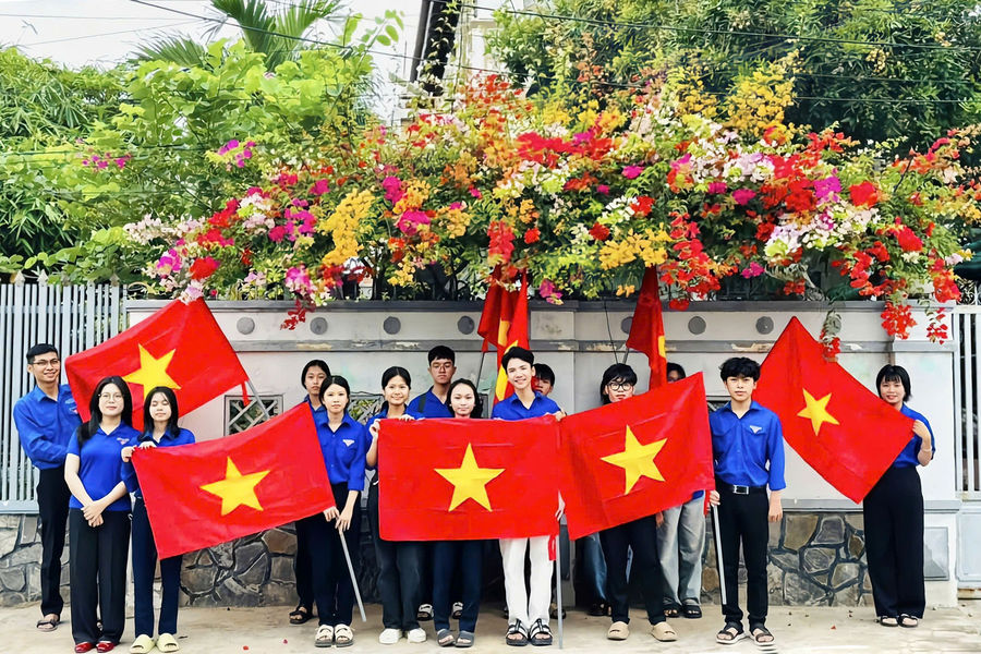 Inspiring the Spirit of Dedication Among Lam Dong Youth