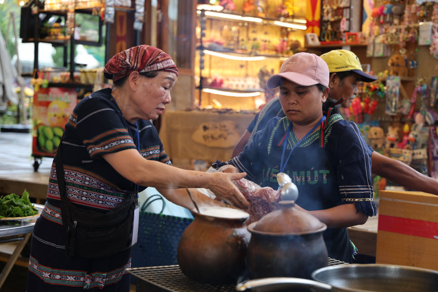 Giữ hồn văn hóa K'ho qua ẩm thực truyền thống
