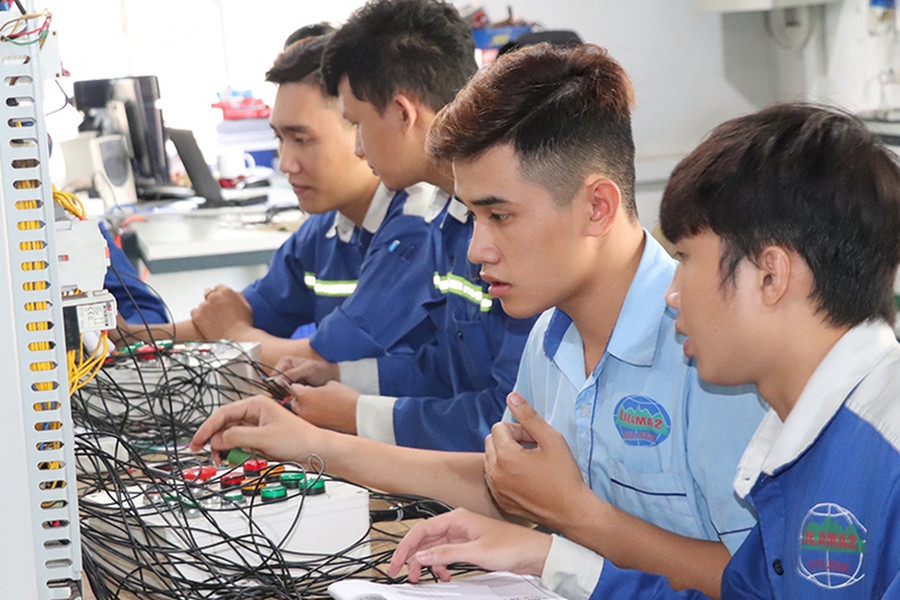 Hình thức hỗ trợ học phí cho người học cao đẳng nghề
