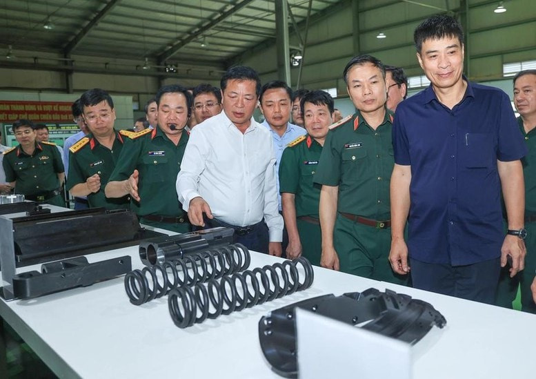 Bộ Xây dựng chốt 8 nhiệm vụ công nghệ chiến lược cho đường sắt tốc độ cao