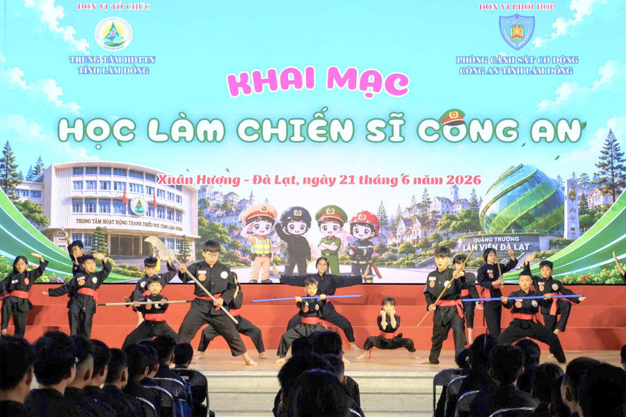Lâm Đồng khai mạc Trại hè “Học làm chiến sĩ công an” năm 2026